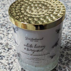 White Honey & Bergamot Candle